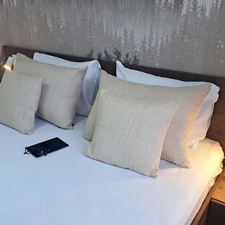 Very Cozy And Comfort House In Location 반스코