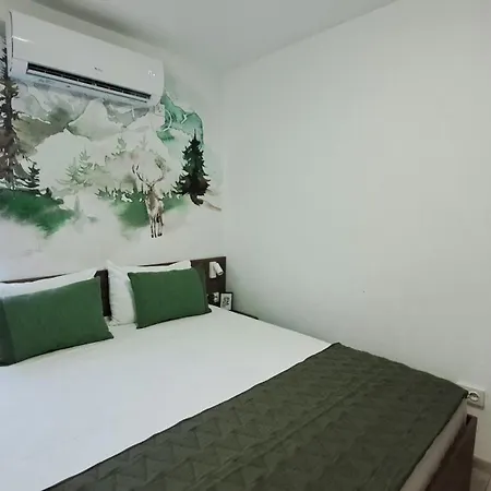 Private House - Garden & Bbq - Walk To Gondola Holiday home *